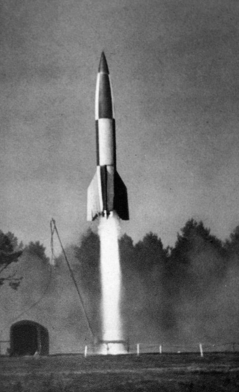 Eine V2-Rakete (Archivbild): Mit dieser Waffe sollen die Nazis 9.000 Menschen umgebracht haben.