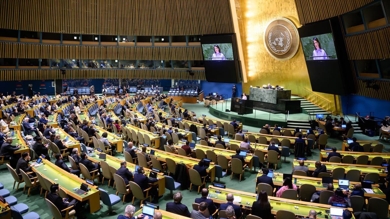 Außenministerin Annalena Baerbock spricht vor der Generalversammlung der Vereinten Nationen.