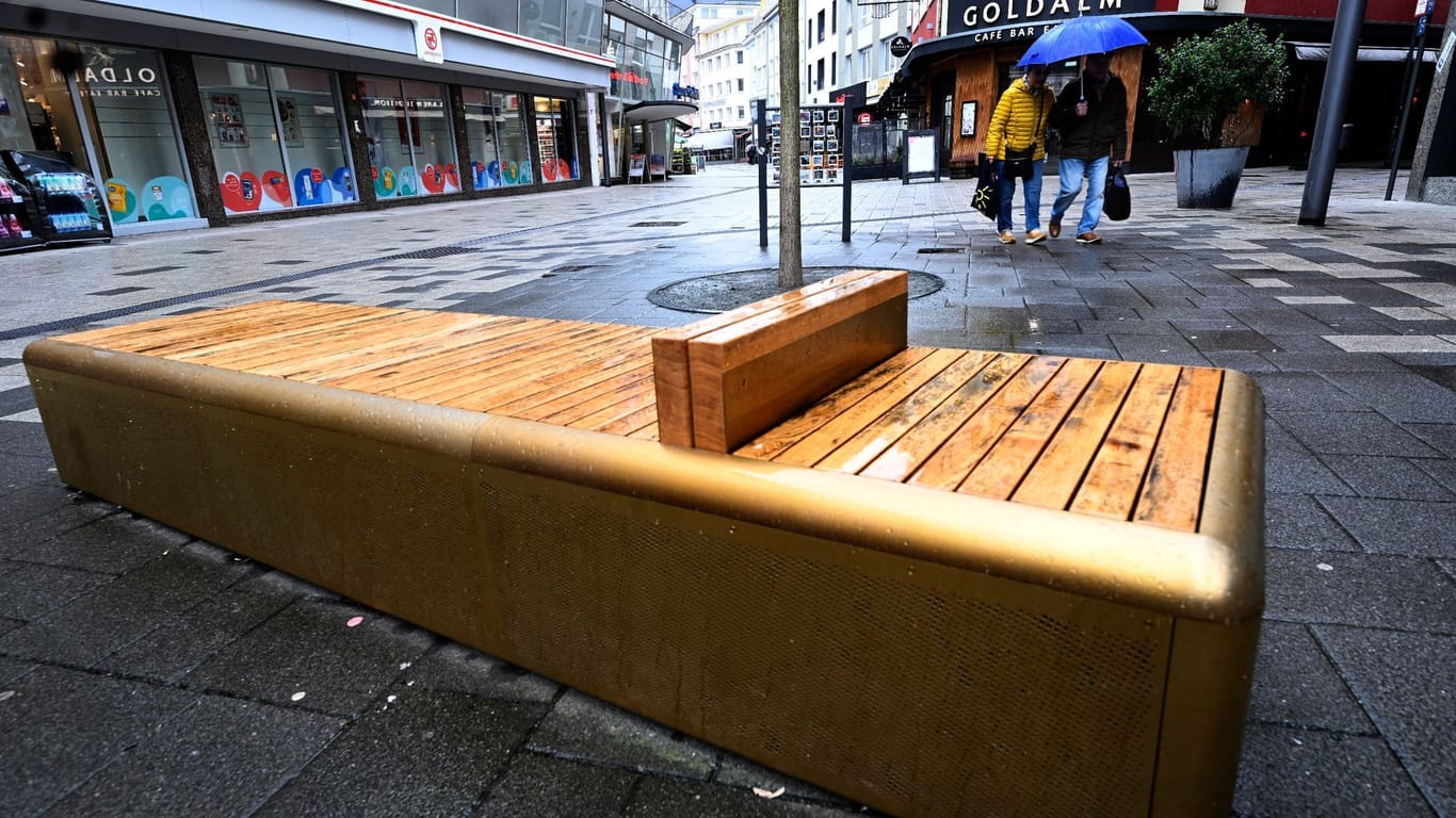 Steuerzahlerbund empört über «Goldene Bänke von Wuppertal»