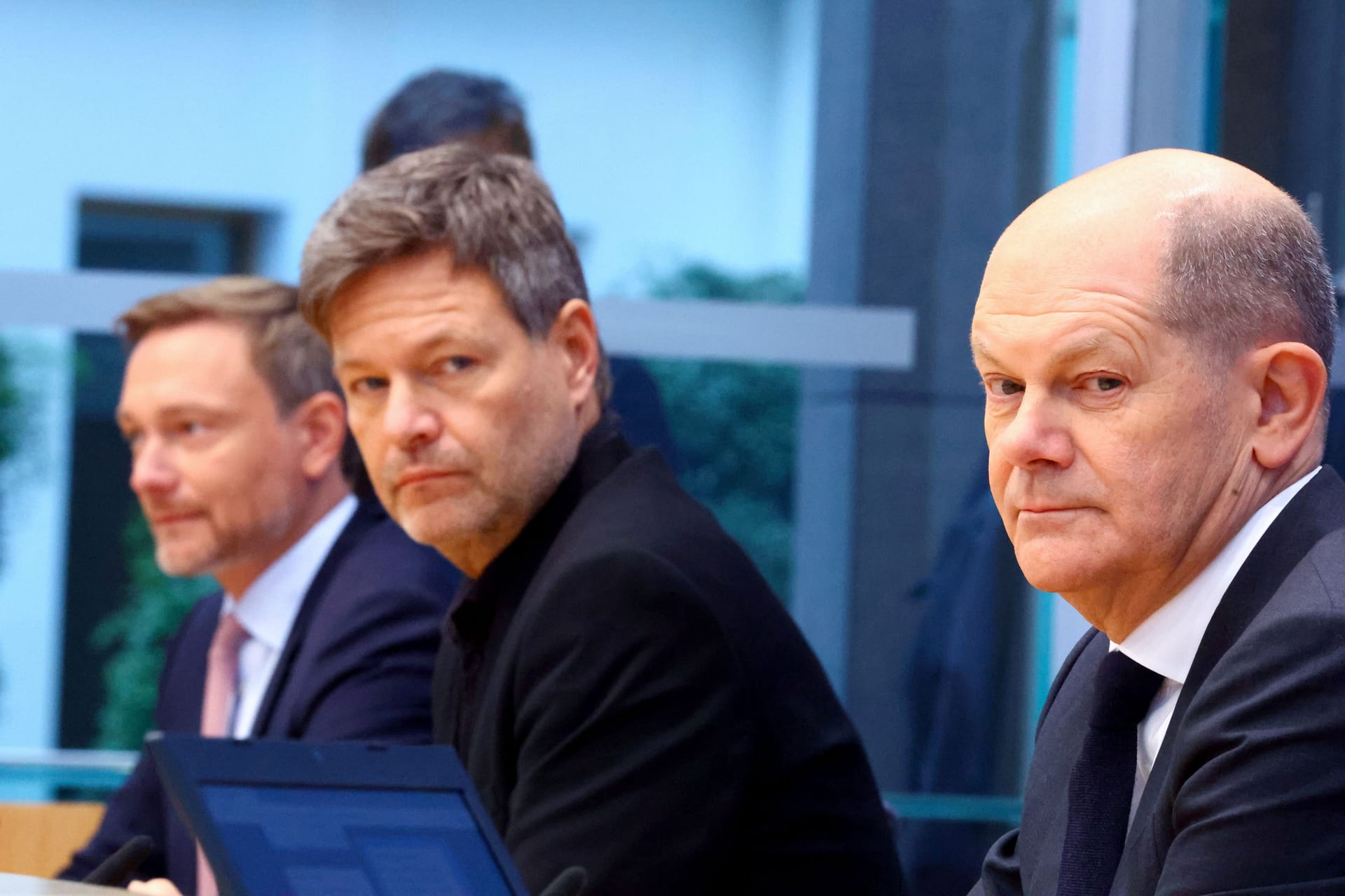 Christian Lindner, Robert Habeck und Olaf Scholz: Die Bundesregierung steht vor der dringenden Aufgabe, die "Zeitenwende" voranzutreiben.