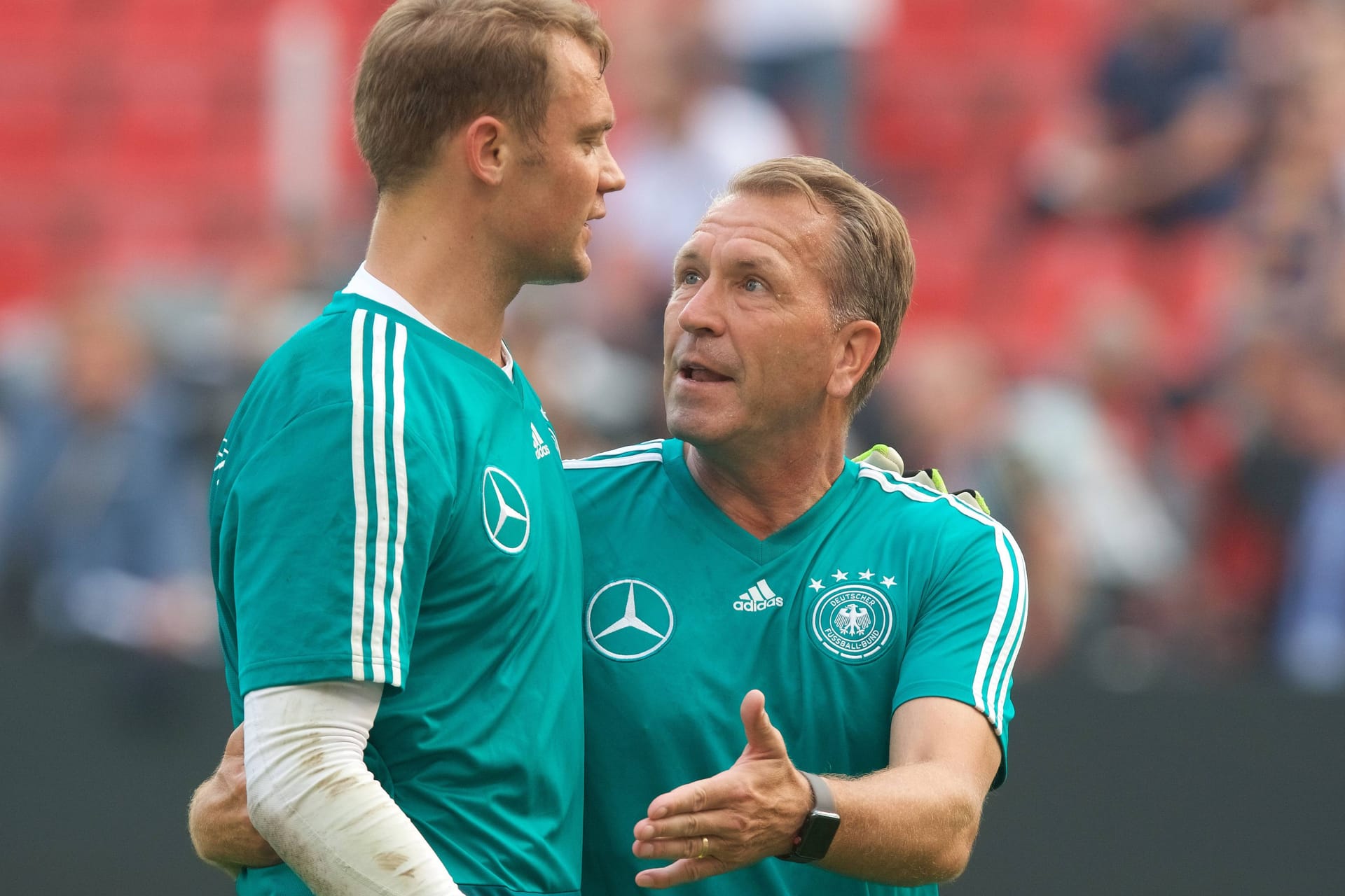 Manuel Neuer (l.) und Andreas Köpke: Sie haben viele Jahre in der deutschen Nationalmannschaft zusammengearbeitet.