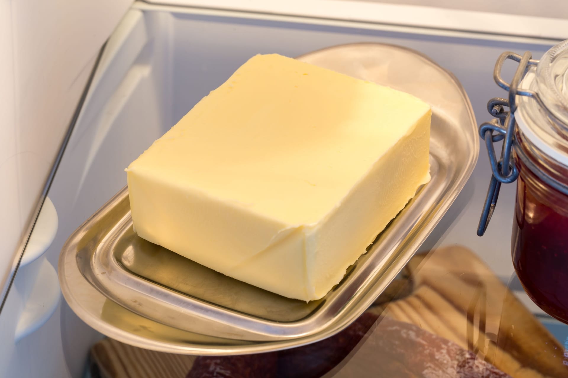 Butter: Sie kann im Ganzen oder in kleinen Mengen eingefroren werden.