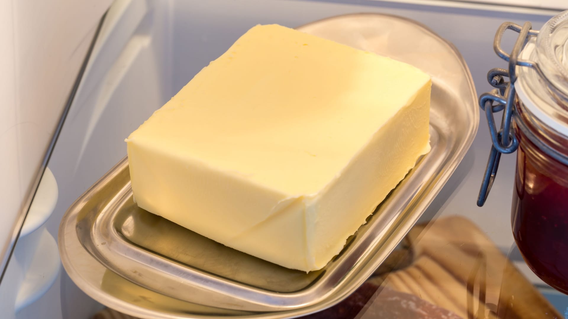 Butter: Sie kann im Ganzen oder in kleinen Mengen eingefroren werden.