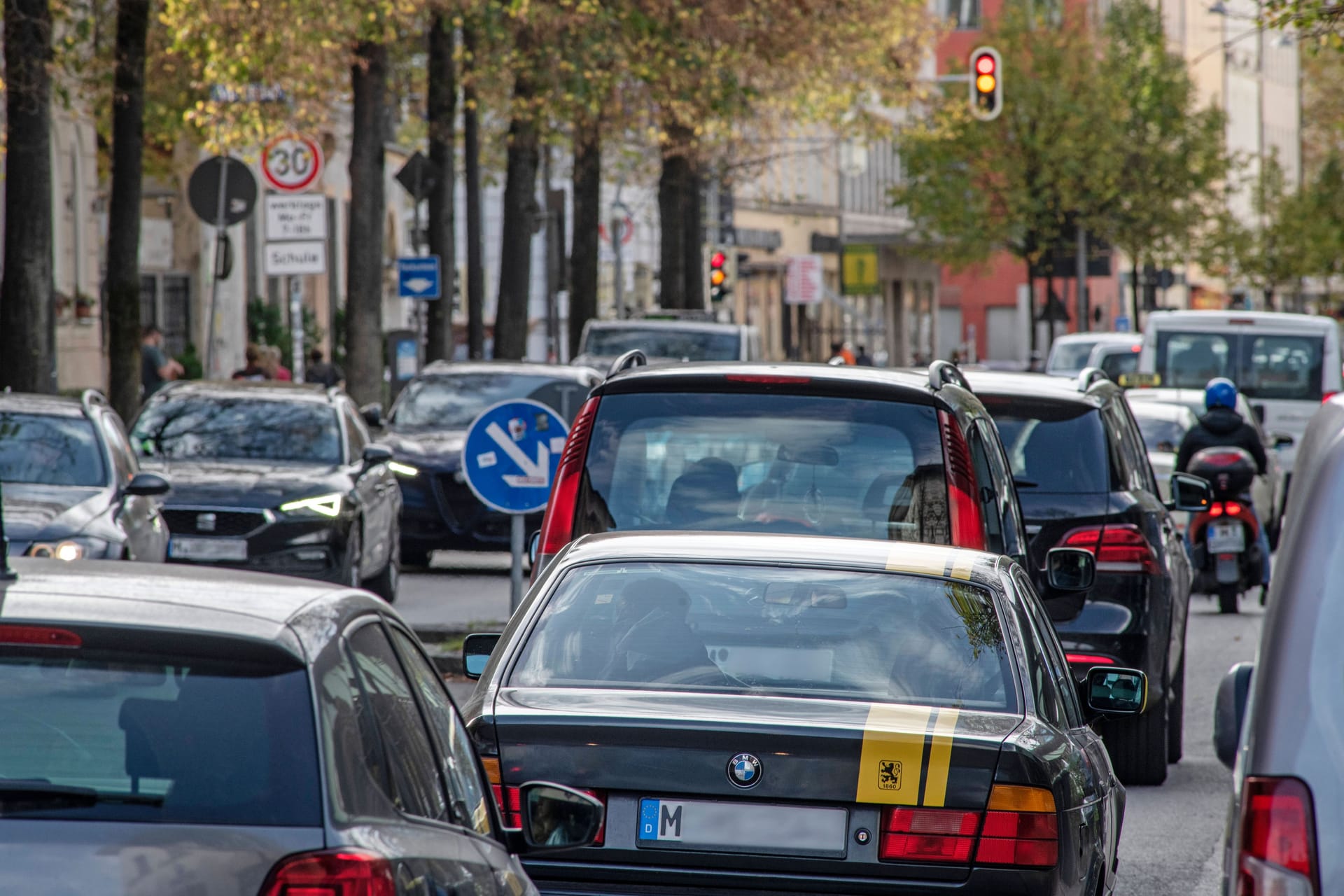 Münchner Stadtverkehr: Für einige Personengruppen gelten Ausnahmen beim Dieselfahrverbot (Symbolbild).