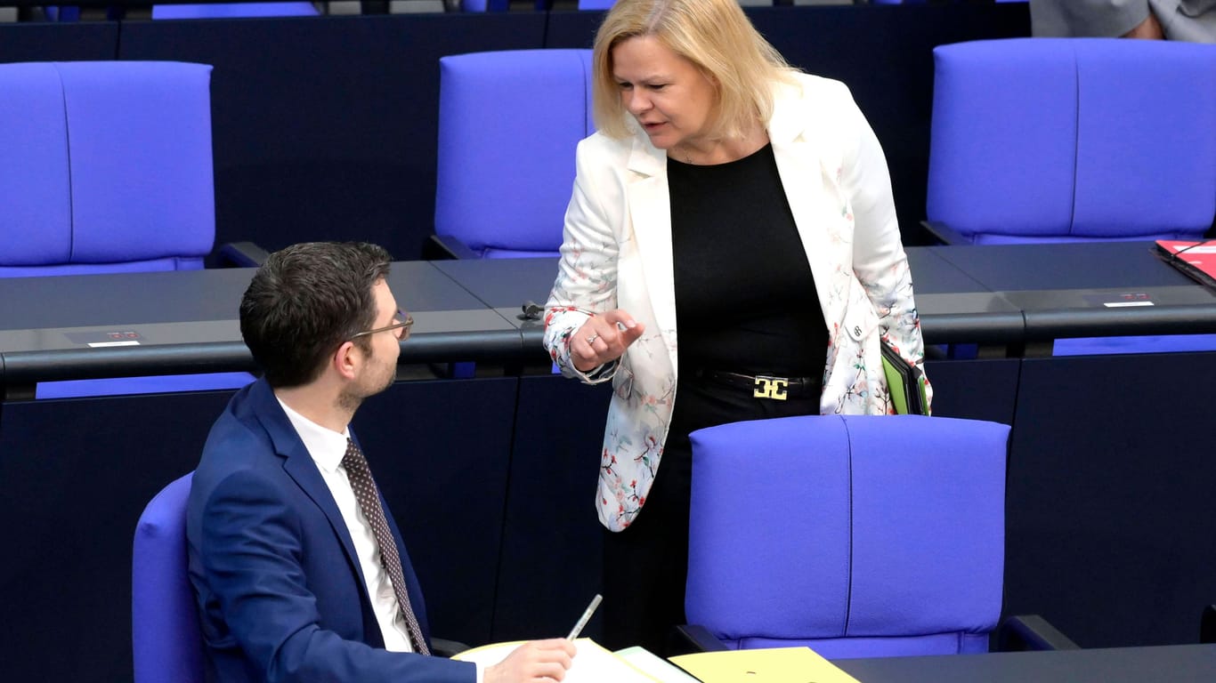 Buschmann und Faeser im Bundestag: "Auch Frau Feaser bezweifelt nicht die Rechtssicherheit und juristische Sauberkeit meines Vorschlags"