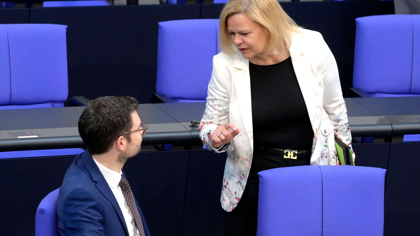 Buschmann und Faeser im Bundestag: "Auch Frau Feaser bezweifelt nicht die Rechtssicherheit und juristische Sauberkeit meines Vorschlags"