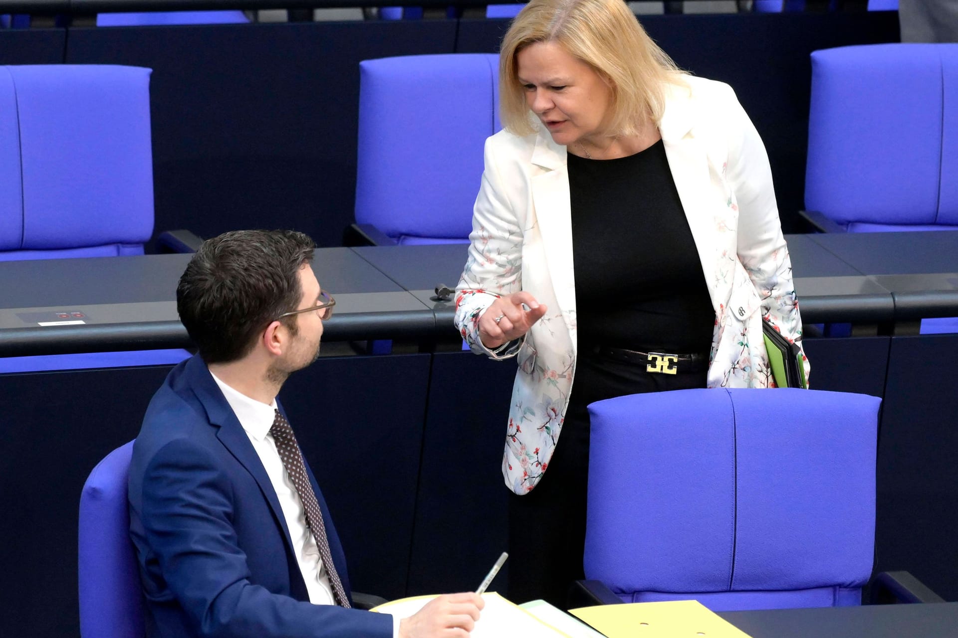 Buschmann und Faeser im Bundestag: "Auch Frau Feaser bezweifelt nicht die Rechtssicherheit und juristische Sauberkeit meines Vorschlags"