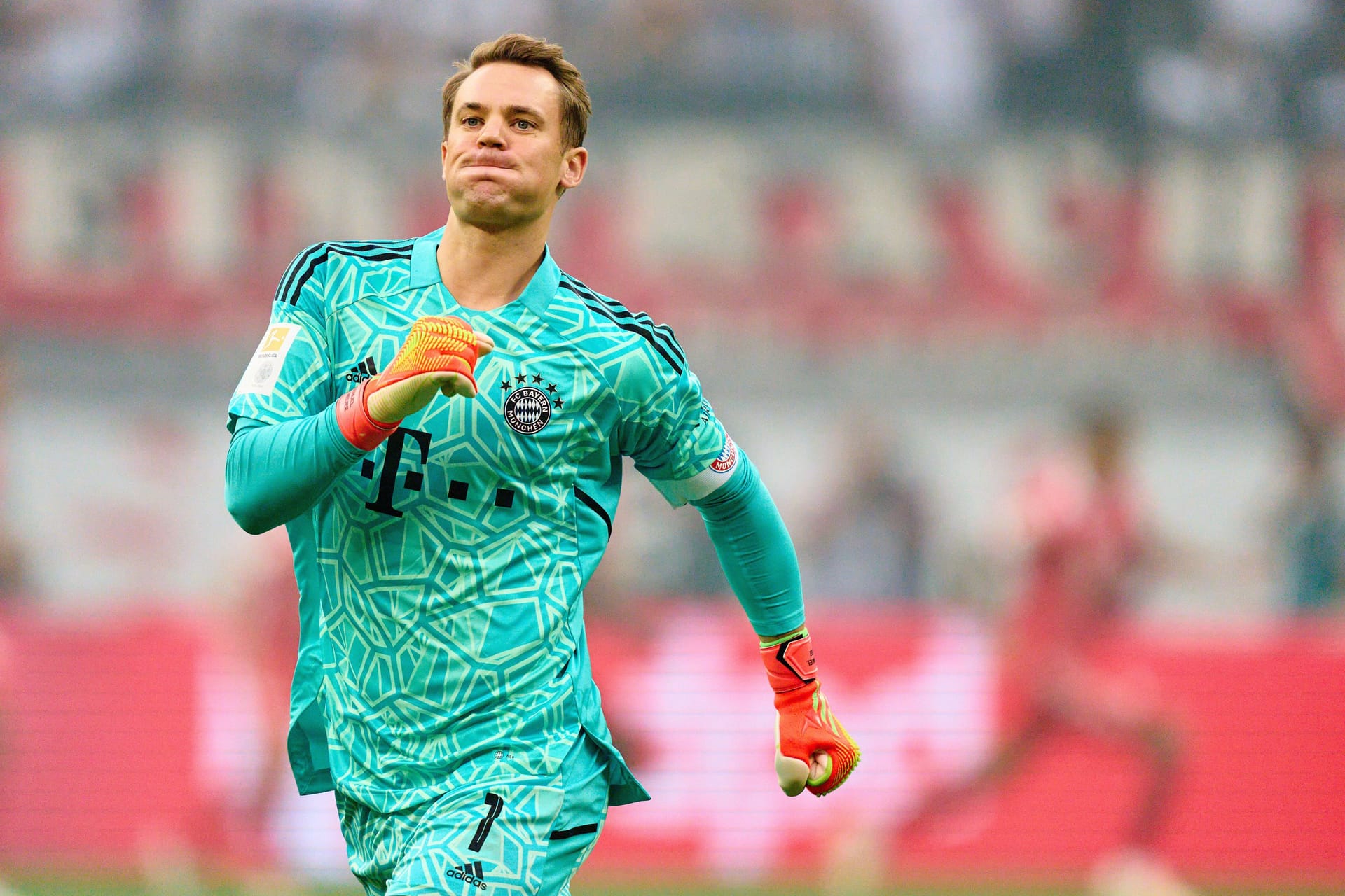 Manuel Neuer: Er will stark auf den Platz zurückkehren.