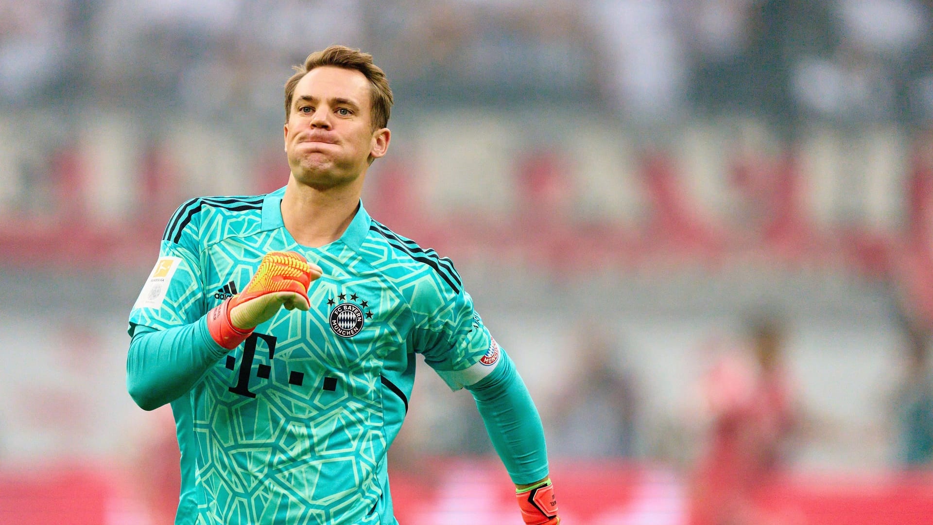 Manuel Neuer: Er will stark auf den Platz zurückkehren.