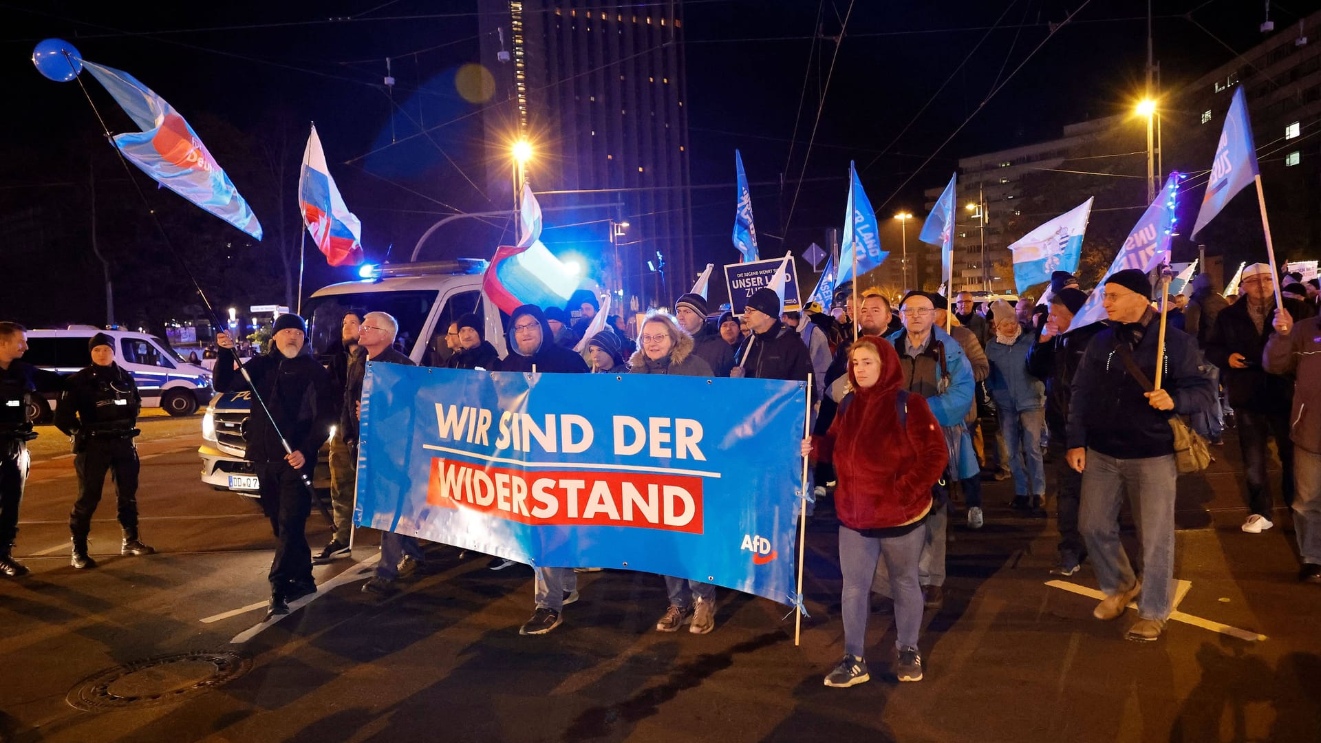 "Wir sind der Widerstand": AfD-Demo mit mehreren Tausend Teilnehmern gegen die Bundespolitik im November 2022 in Chemnitz.