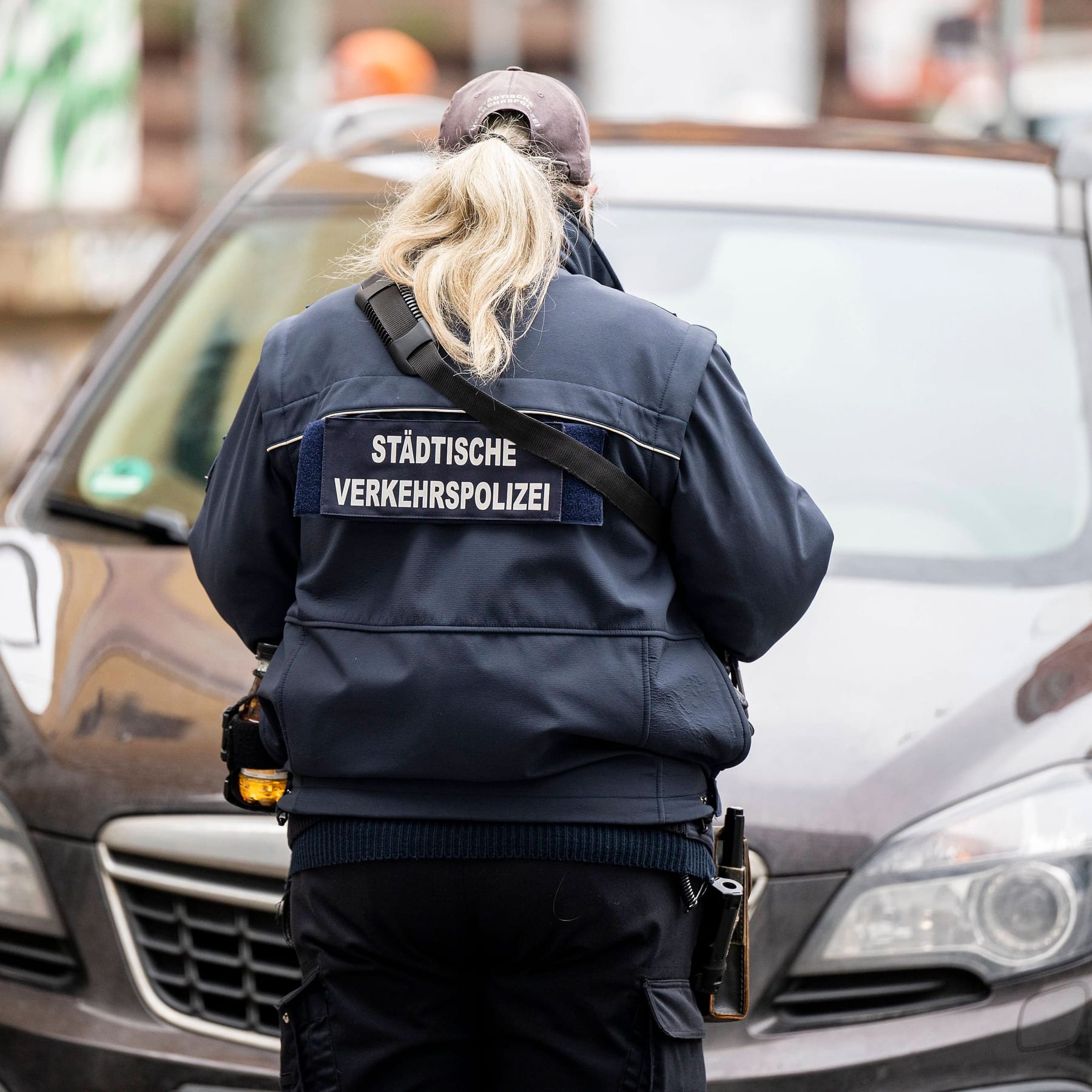 Falschparker in Frankfurt (Oder): Haben Einsatzkräfte von