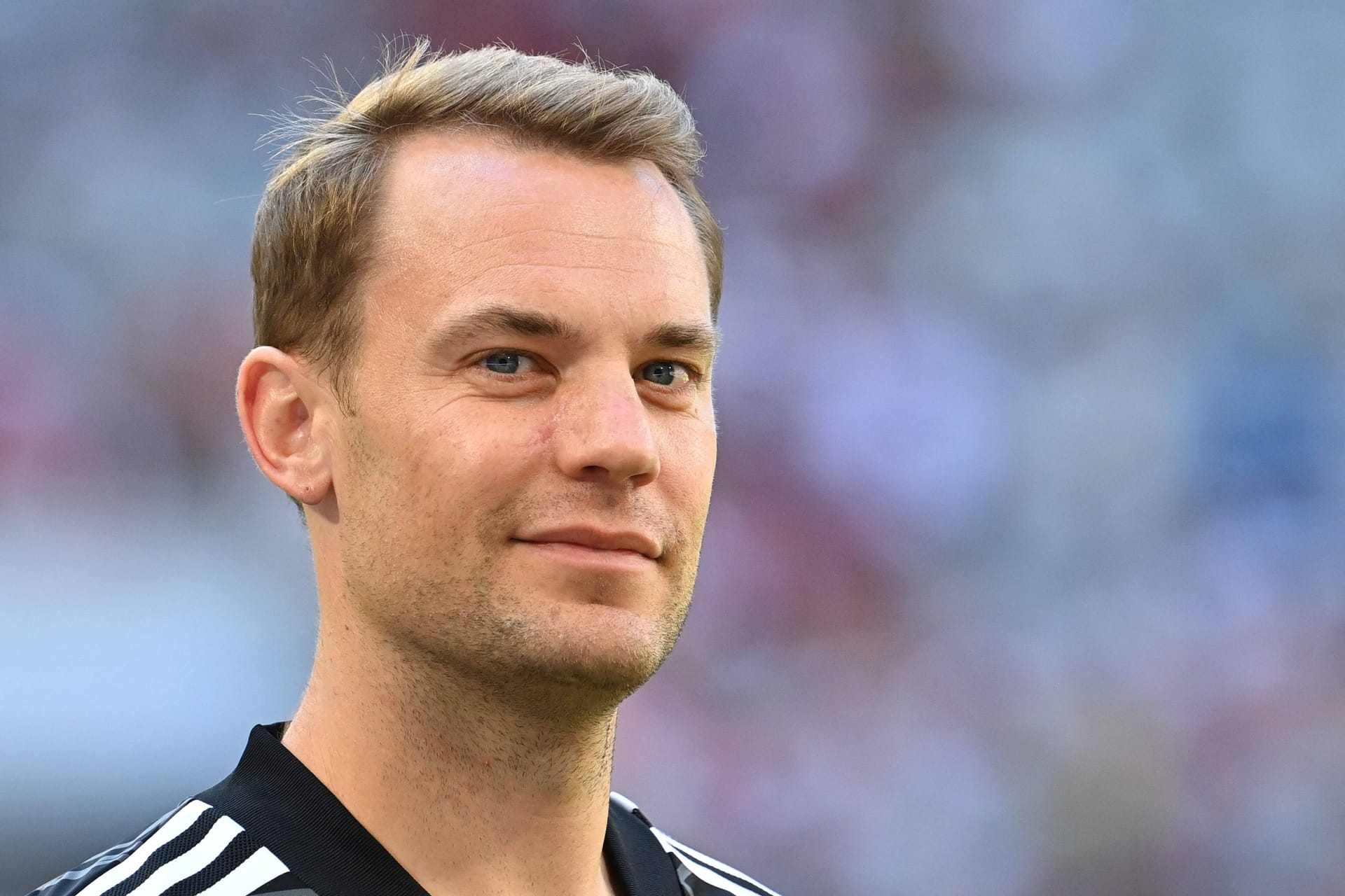 Manuel Neuer: Er wird in den nächsten Monaten nicht im Tor stehen.