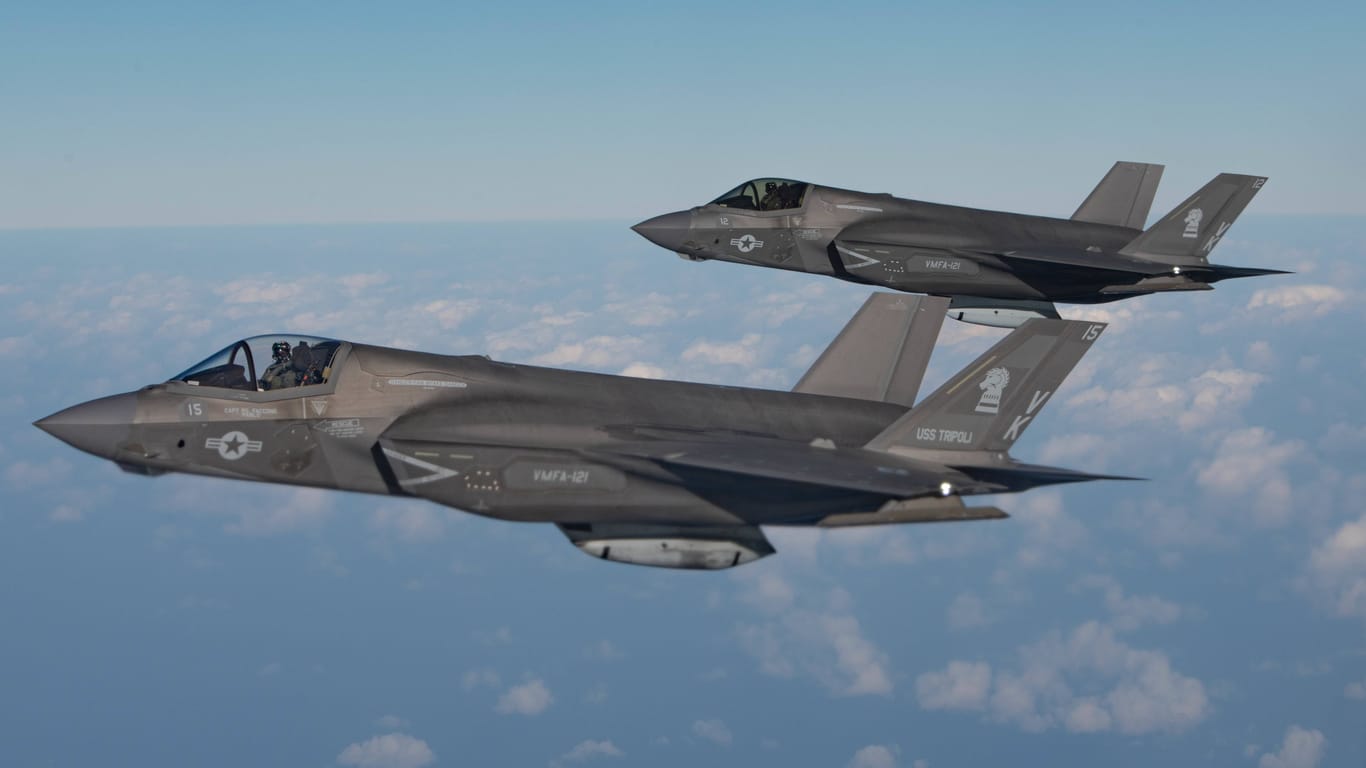 US-Kampfjets fliegen über dem Pazifik: Offenbar gibt es Angriffe auf Syrien.