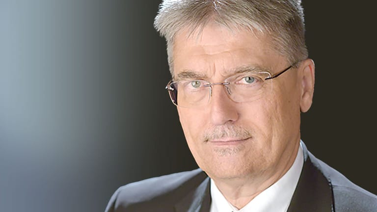 Gerhard Conrad: Der frühere BND-Mitarbeiter hofft, dass die "Zeitenwende" Erfolg haben wird.
