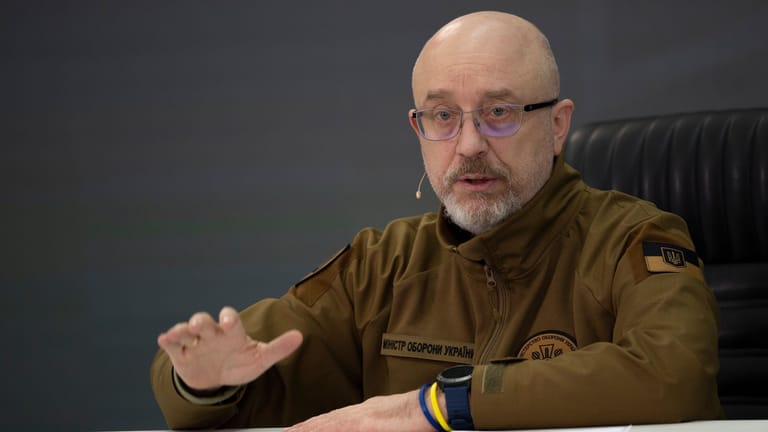 Olexij Resnikow: Steht der ukrainische Verteidigungsminister vor seiner Ablösung?