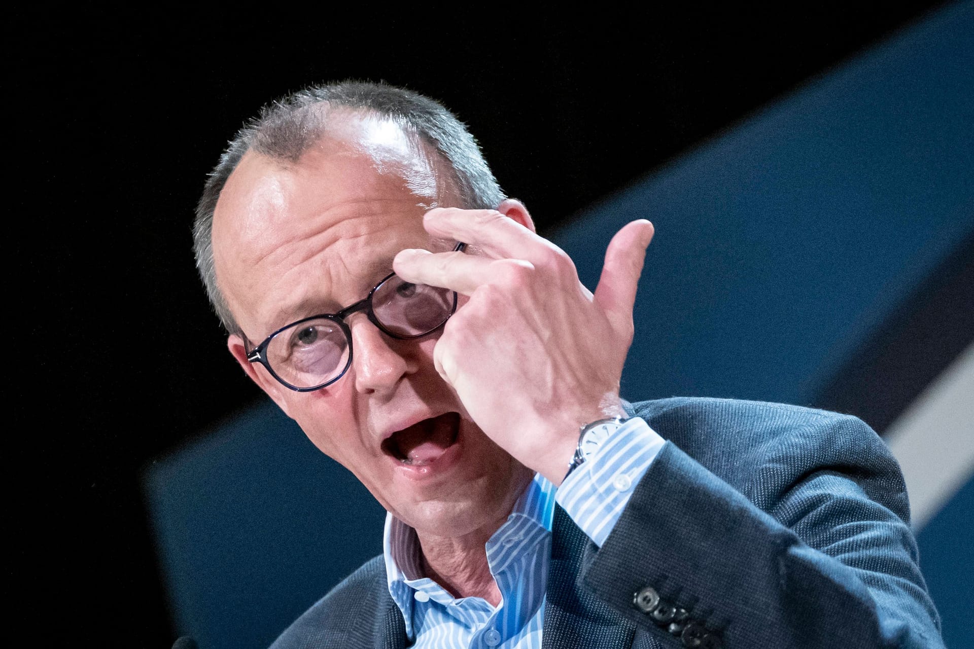 Friedrich Merz (Archivbild): Er fordert von Finanzminister Christian Lindner eine schnelle Umsetzung der Steuerabschreibungs-Pläne.