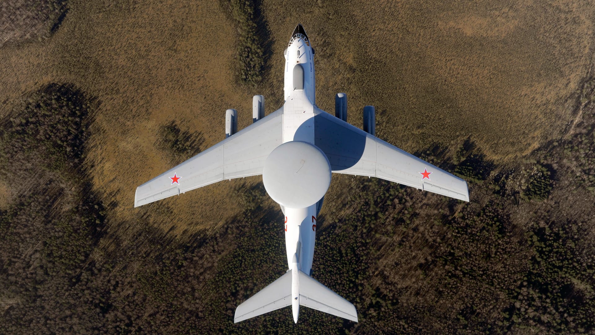 Russisches A-50U-Flugzeug: Bei den Explosionen auf dem Flughafen in Belarus soll ein russisches Aufklärungsflugzeug beschädigt worden sein.