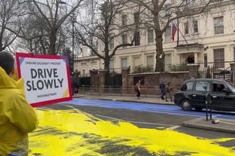 UKRAINE-PROTEST/LONDON