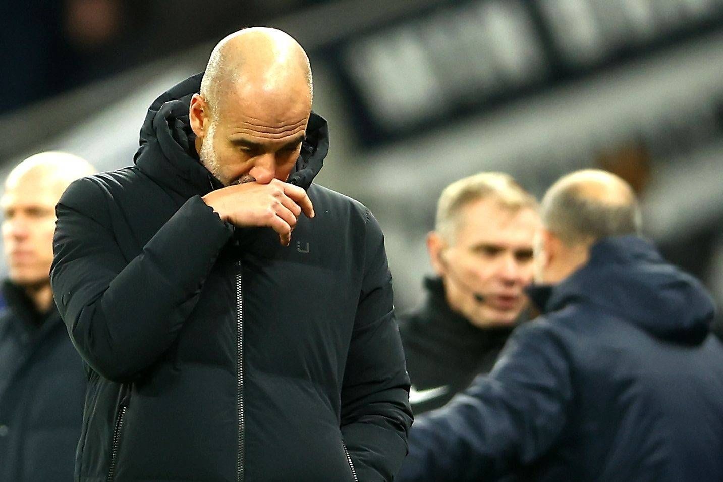 Pep Guardiola: Für seinen Klub könnte es unruhig werden.
