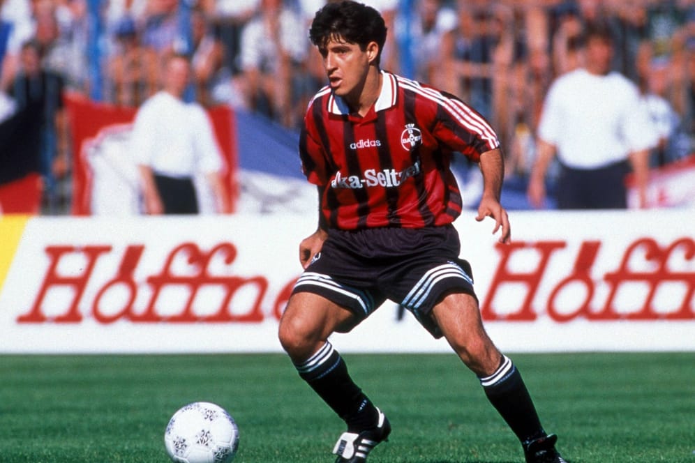 Saison 1995/96: Ramon Hubner im Trikot von Bayer Leverkusen.