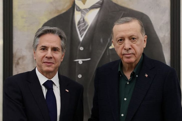 US-Außenminister Antony Blinken zu Besuch in Ankara: Die USA versuchen den türkischen Präsidenten Recep Tayyip Erdogan dazu zu drängen, grünes Licht für die Norderweiterung der NATO zu geben.