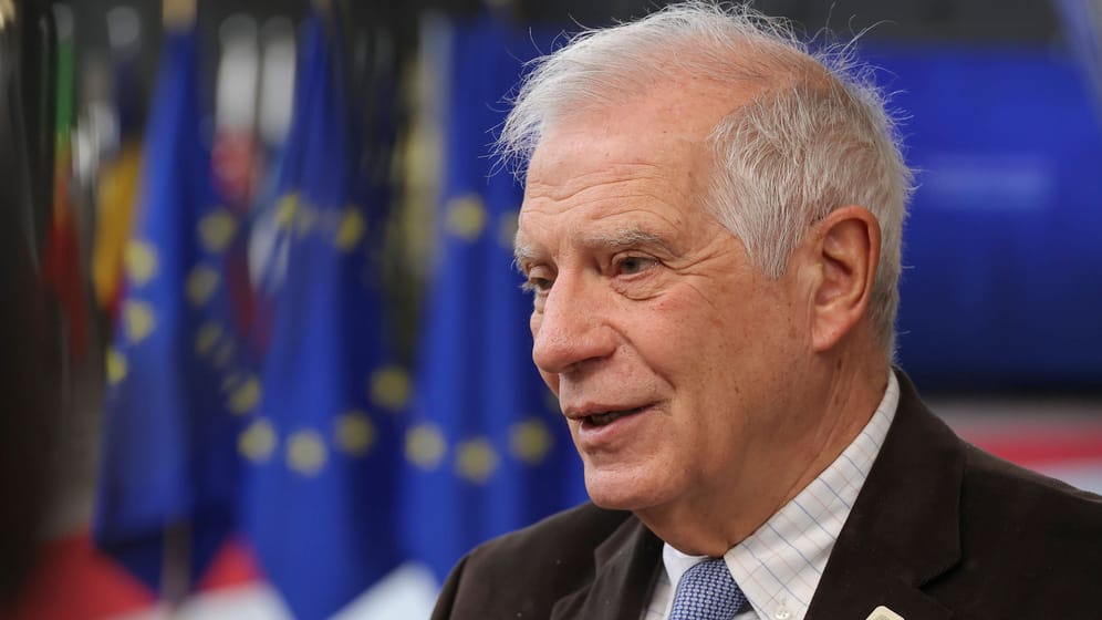 Josep Borrell in Brüssel (Archivbild): Der EU-Chefdiplomat will Kampfjets für die Ukraine nicht ausschließen.