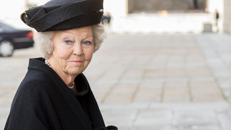 Prinzessin Beatrix: Die 85-Jährige benötigte eine Operation.