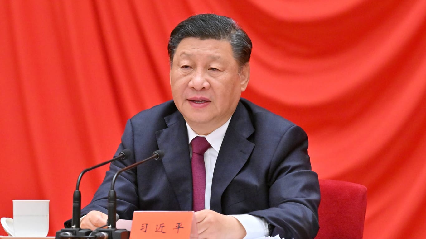 Chinas kommunistischer Machthaber Xi Jingping beim Volkskongress 2022.