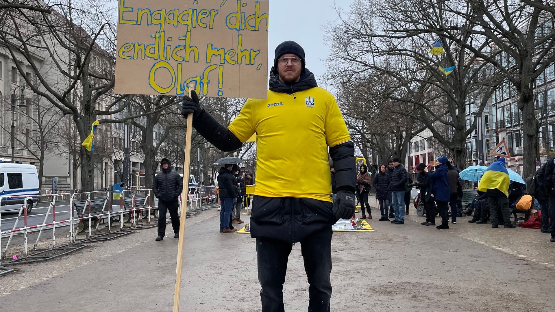 Nils aus Berlin: "Engagier dich endlich mehr, Olaf!"