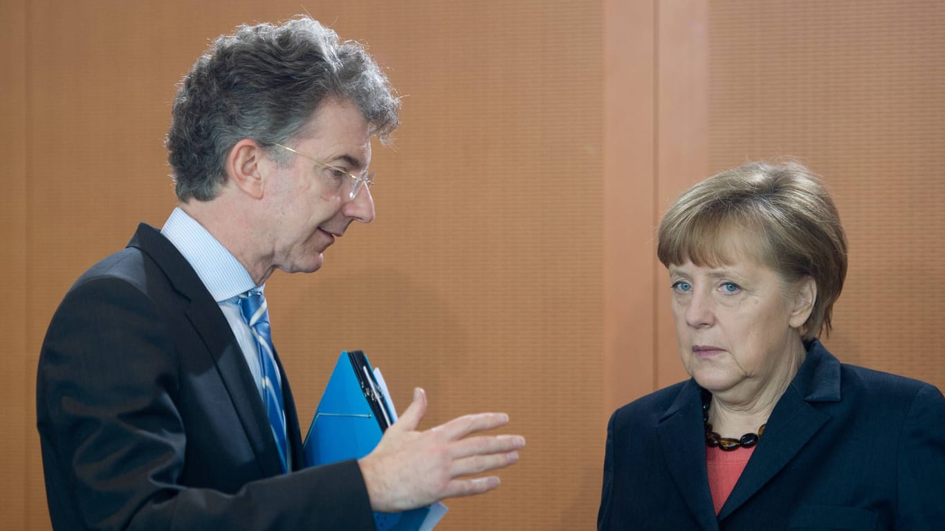 Christoph Heusgen mit Ex-Kanzlerin Angela Merkel (Archivbild 2014): "Putin hat sich eine großrussische Ideologie angeeignet."