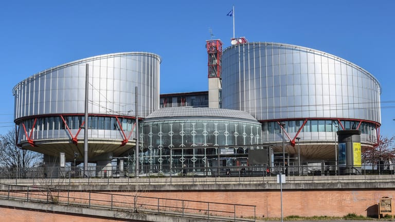 Der Europäische Gerichtshof für Menschenrechte in Straßburg: Der EGMR hat der Bundesregierung einen Fragenkatalog zugesandt.