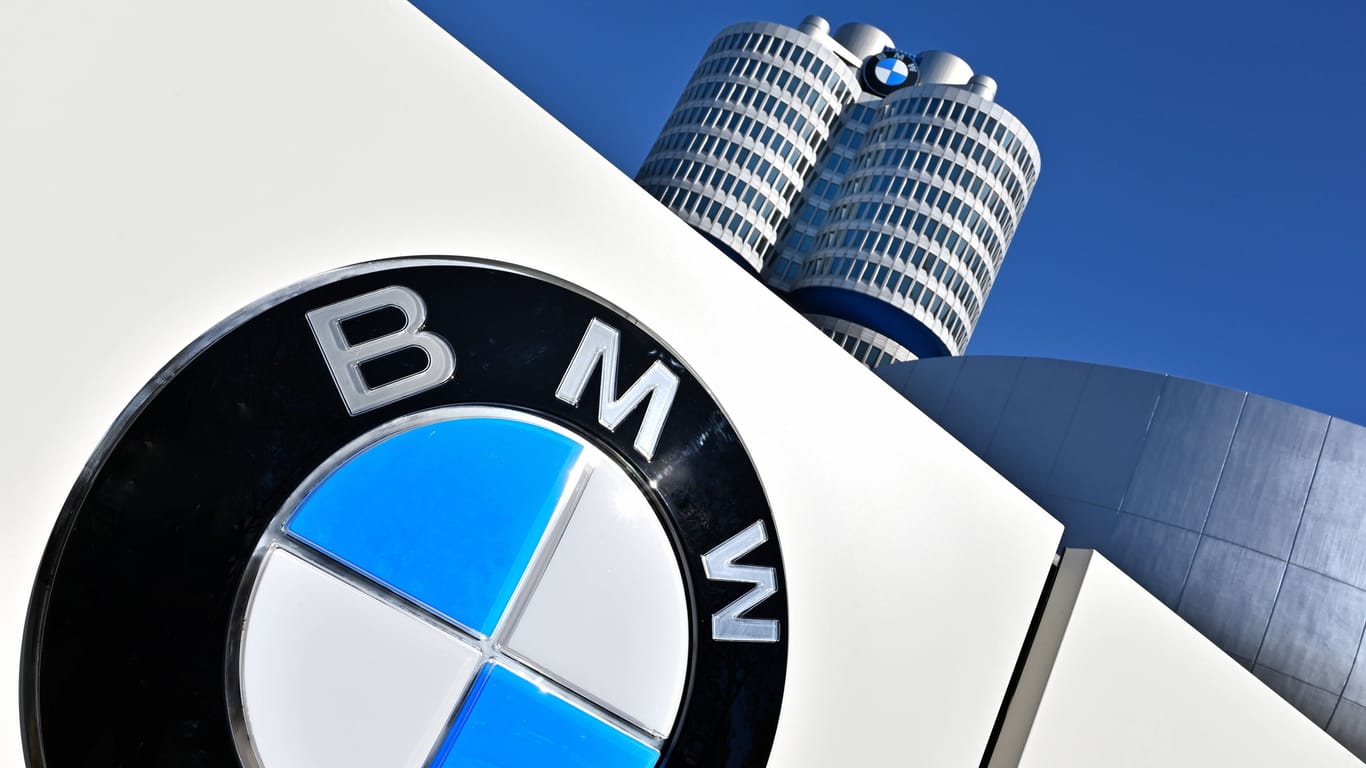 BMW-Zentrale in München: Der Konzern plant eine Batteriefabrik in Deutschland.