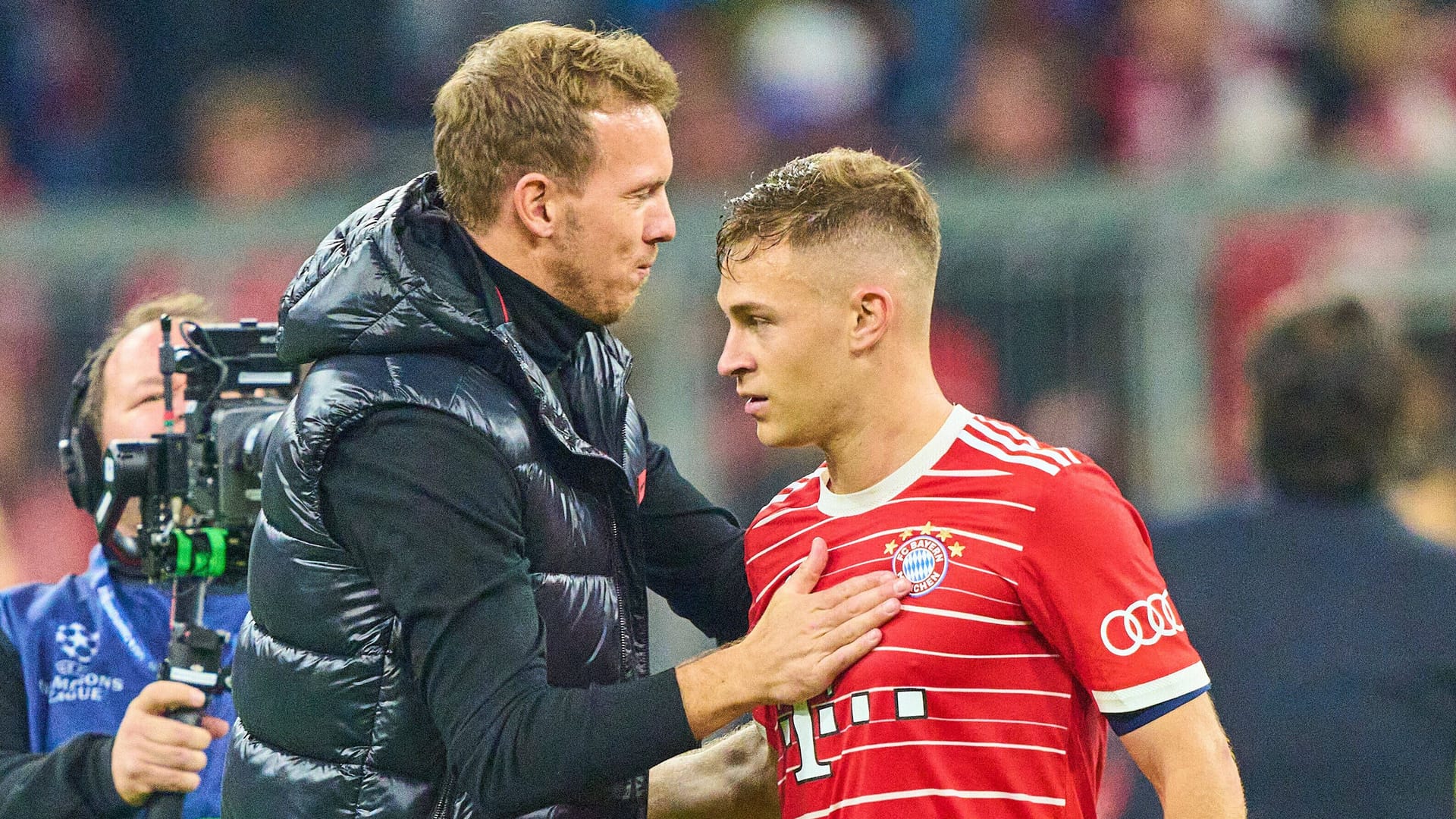 Julian Nagelsmann (l.) und Joshua Kimmich haben einen guten Draht zueinander.