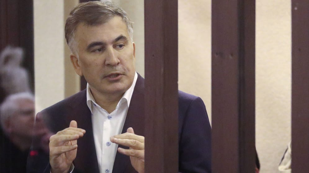 Michail Saakaschwili bei einer Gerichtsanhörung (Archivbild): Der ukrainische Präsident macht sich Sorgen um Georgiens Ex-Präsidenten.