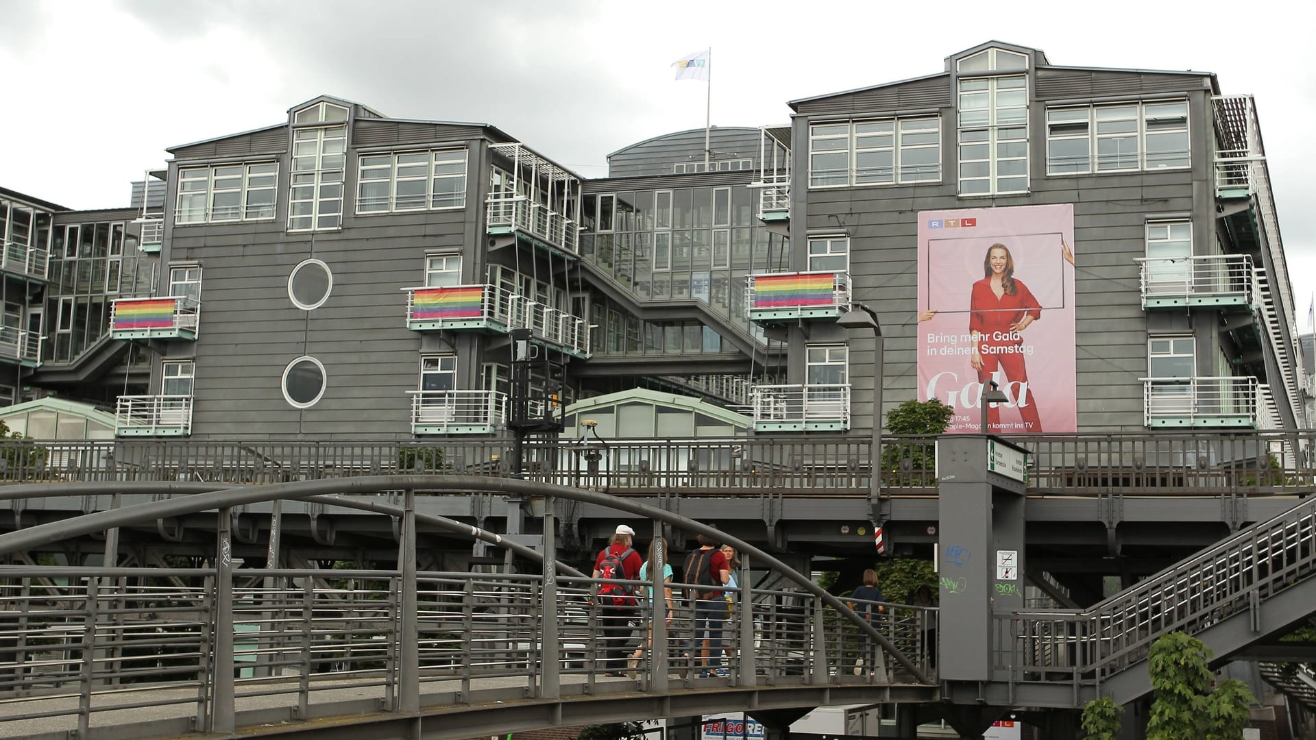 Sitz von Gruner + Jahr in Hamburg (Archiv): Wird die "Geo Epoche" doch noch weitergeführt? Sitz von Gruner + Jahr in Hamburg (Archiv): Wird die "Geo Epoche" doch noch weitergeführt?
