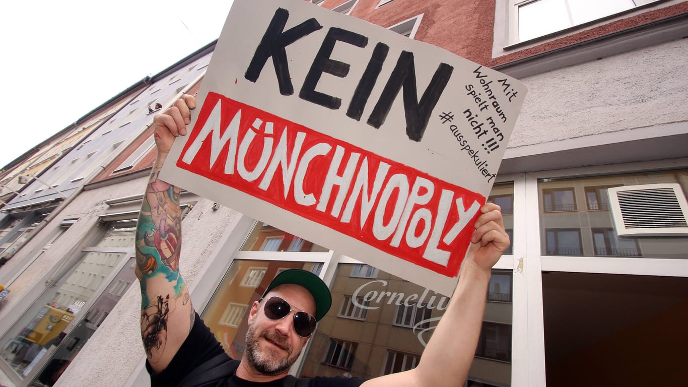 "Kein Münchnopoly" (Archivbild): Demonstration gegen die steigenden Mieten in München.
