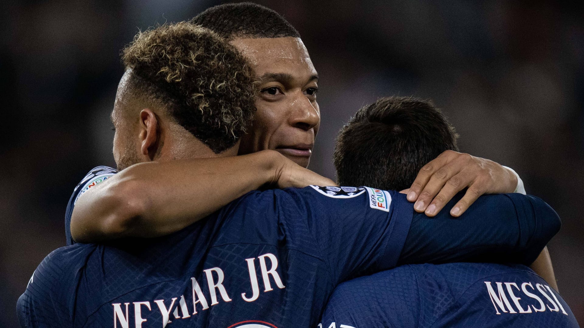 Neymar, Kylian Mbappé und Lionel Messi (v.l.): Auch das Superstar-Trio hat es bislang nicht geschafft, Paris Saint-Germain zum erhofften Erfolg zu führen.