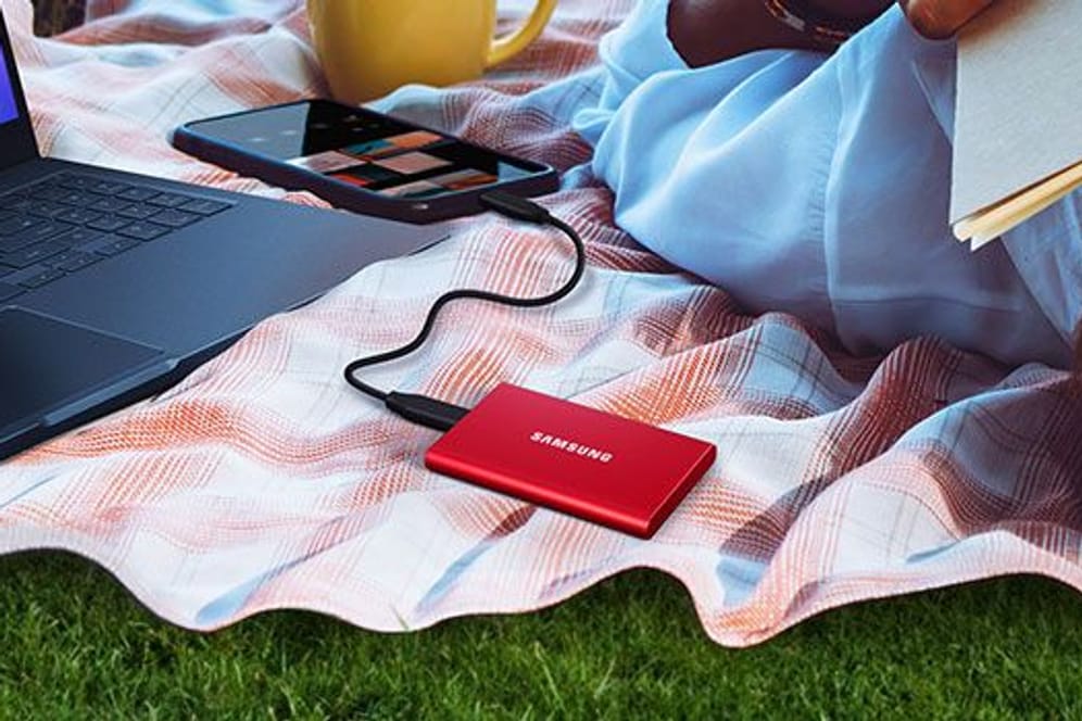 Amazon-Angebot: Die SSD-Festplatte von Samsung besitzt ein Terabyte Speicherplatz und ist heute rekordgünstig.
