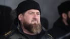 Tschetschenische Staatschef Ramsan Kadyrow: Kadyrow stellt sich hinter das russische Verteidigungsministerium.