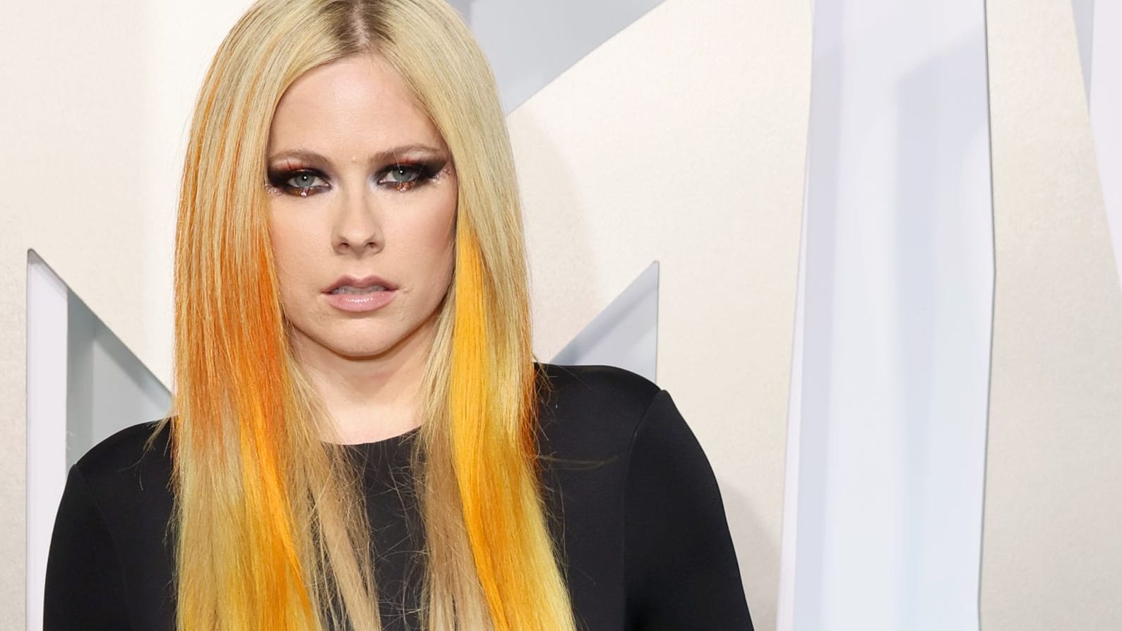 Avril Lavigne: Ihr Beziehungsstatus wirft Fragen auf.