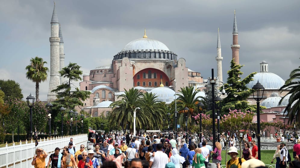 Die Hagia Sophia im Zentrum von Istanbul: Experten warnen vor einem starken Erdbeben in der Region der Millionenmetropole.