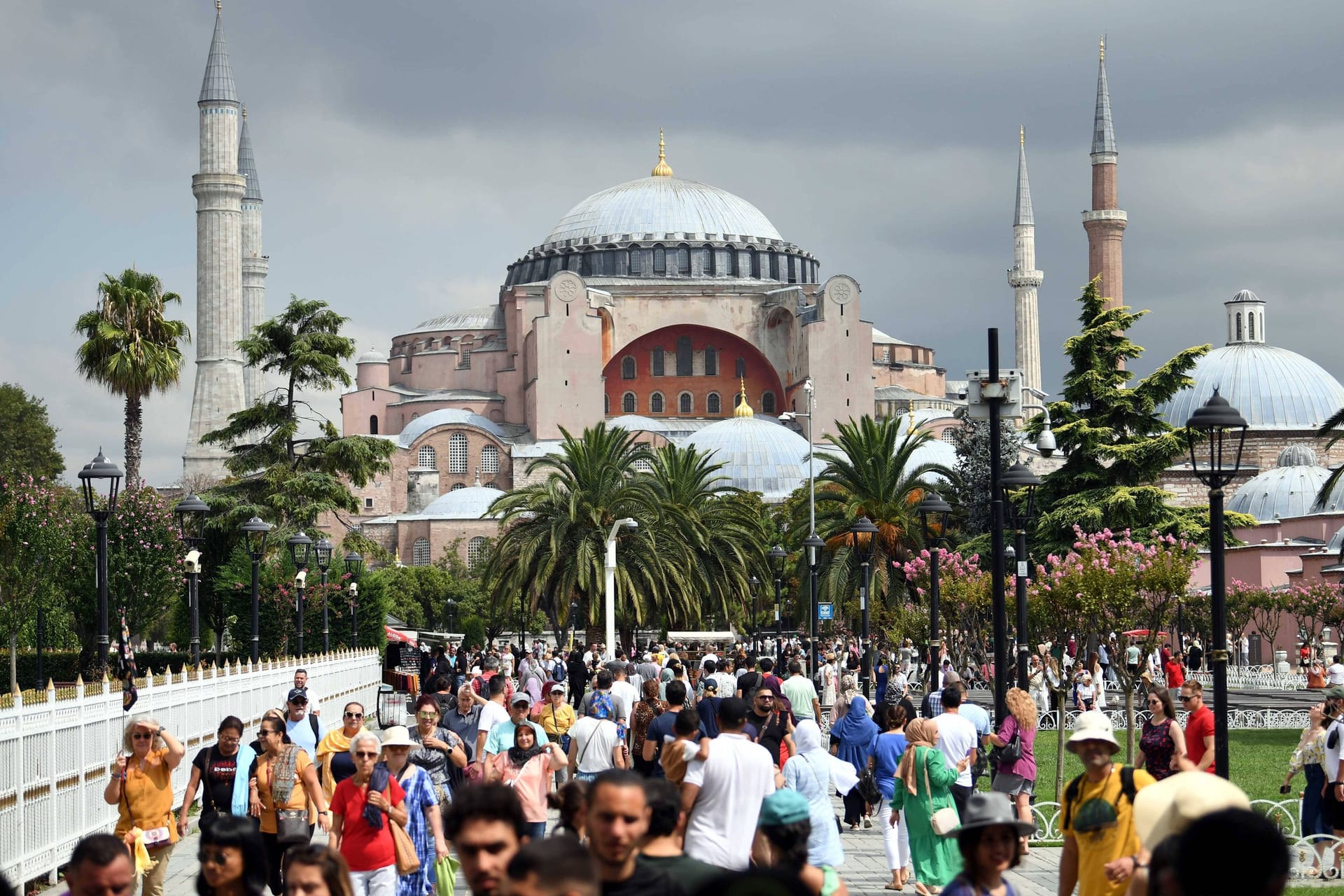 Die Hagia Sophia im Zentrum von Istanbul: Experten warnen vor einem starken Erdbeben in der Region der Millionenmetropole.