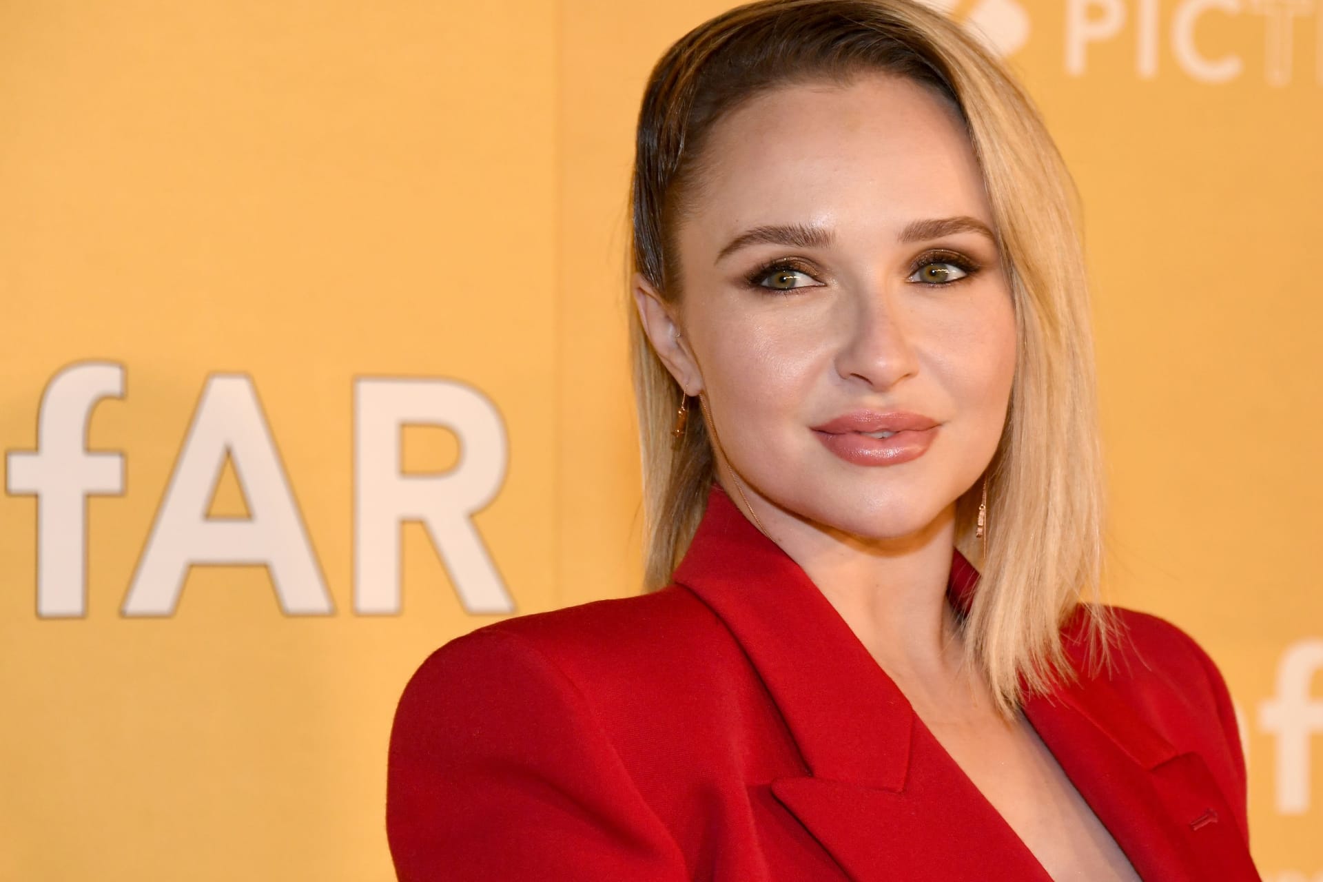 Hayden Panettiere: Die Schauspielerin trauert um ihren jüngeren Bruder.