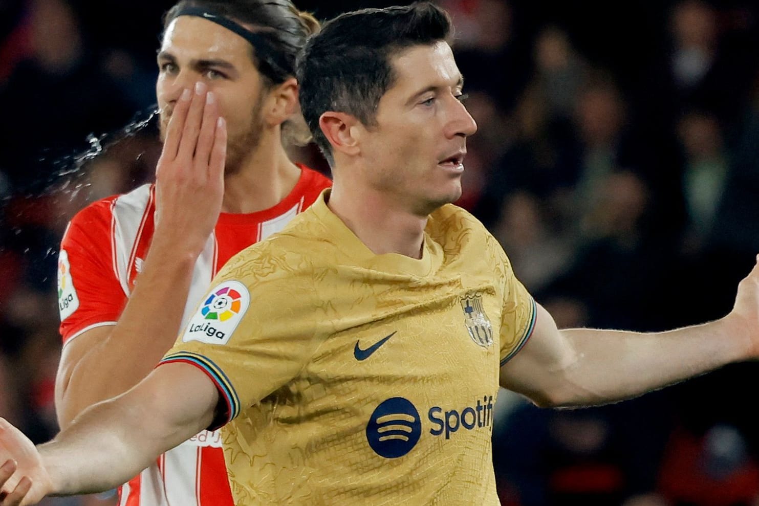 Frustriert: Barcelonas Robert Lewandowski im Spiel gegen Almeria.