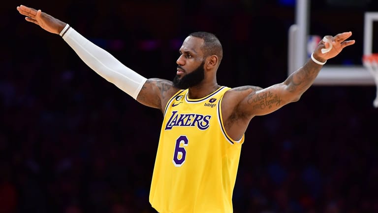LeBron James: Der Superstar der Los Angeles Lakers hat einen Fabelrekord der NBA geknackt.