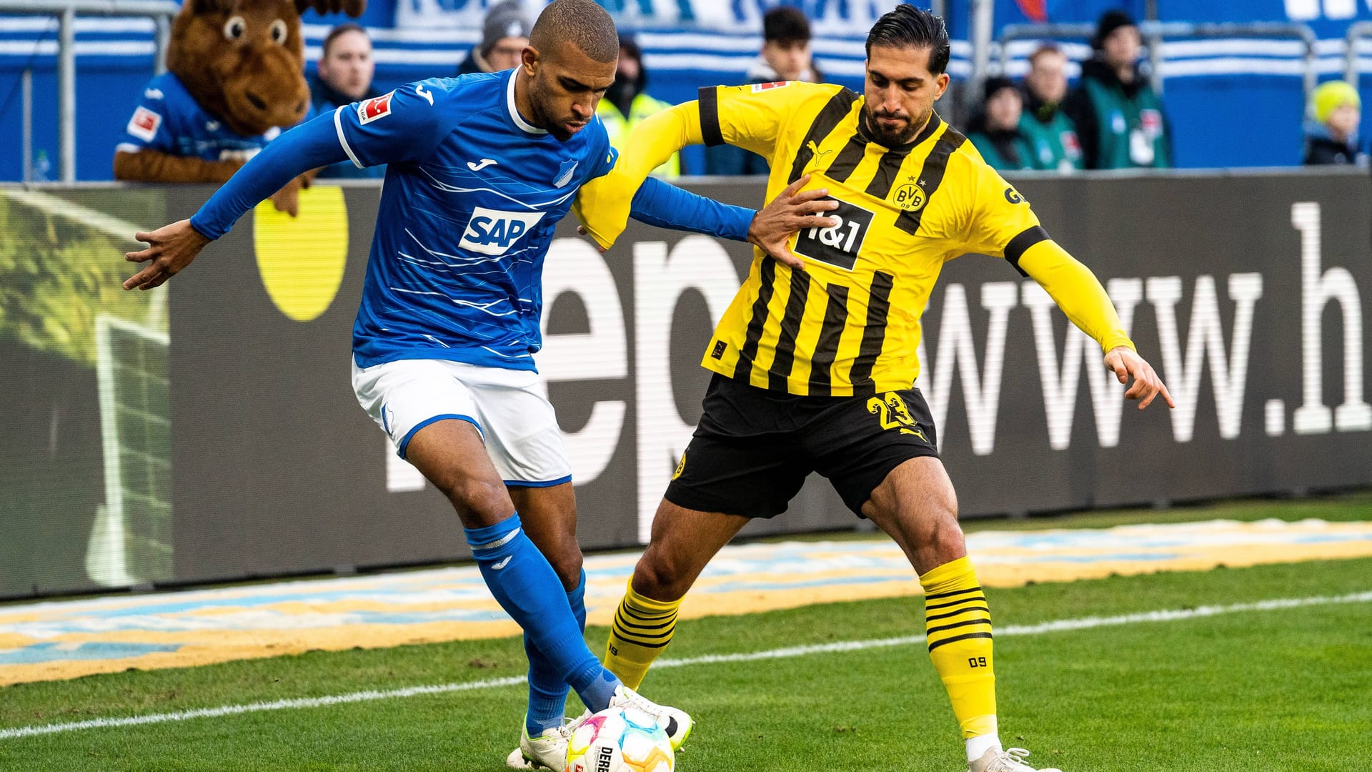 Streitthema: Dortmunds Emre Can (r.) im viel diskutierten Zweikampf mit Hoffenheims Kevin Akpoguma. Streitthema: Dortmunds Emre Can (r.) im viel diskutierten Zweikampf mit Hoffenheims Kevin Akpoguma.