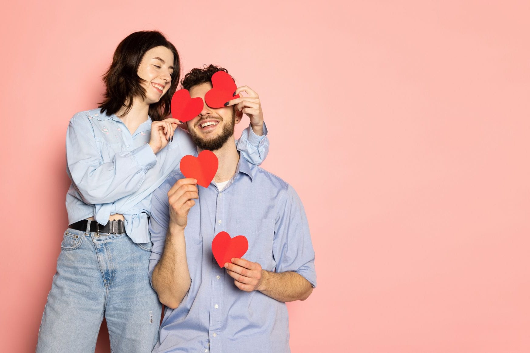 Geschenke zum Valentinstag 2023: Günstige Geschenkideen im Angebot für mehr Zweisamkeit am Tag der Liebe.