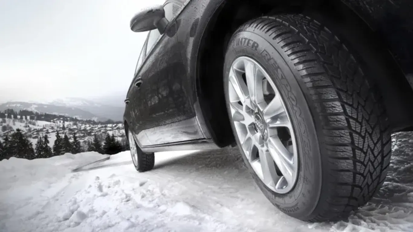 Schlüpfrige Situation: In der kalten Jahreszeit sind passende Reifen besonders wichtig.