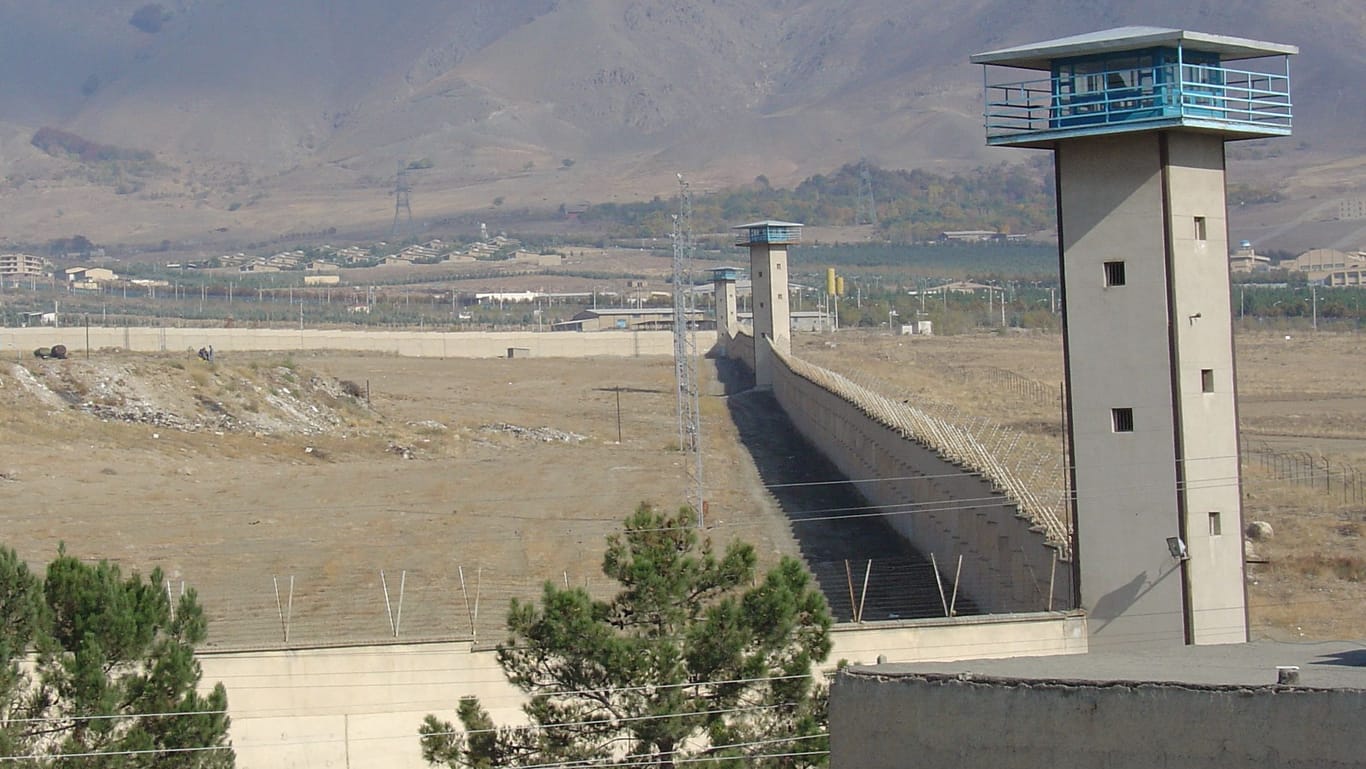 Die Mauern der Gohardascht-Haftanstalt im Iran: Dort sind viele politische Gefangene inhaftiert.