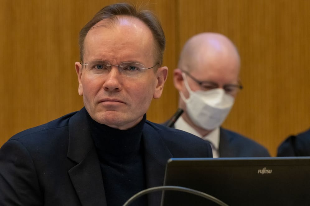Markus Braun: Der frühere Wirecard-Vorstandschef ist mit zwei weiteren früheren Wirecard-Manager wegen des Verdachts des gewerbsmäßigen Bandenbetrugs angeklagt.